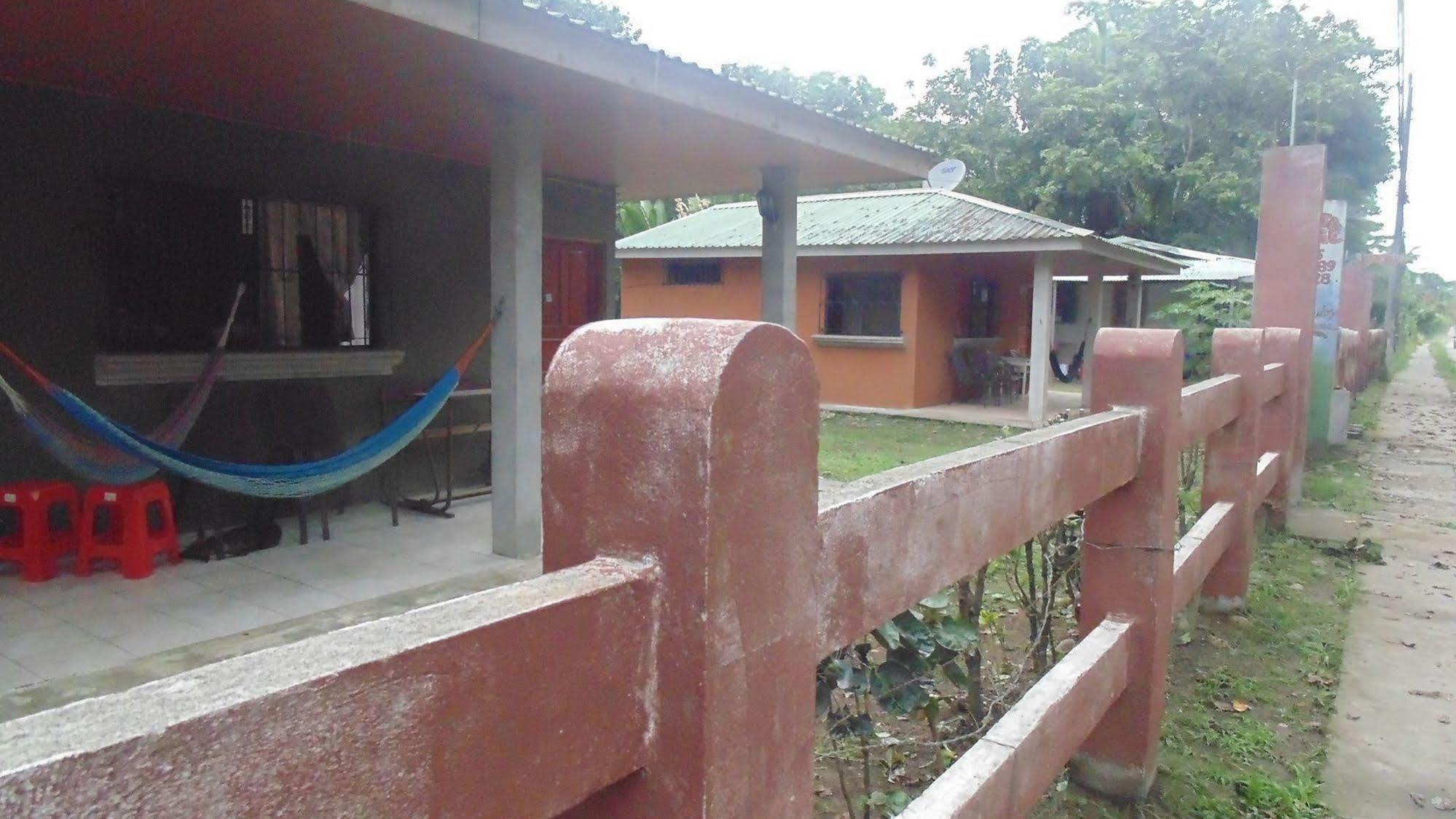 Cahuita Lodge Kültér fotó